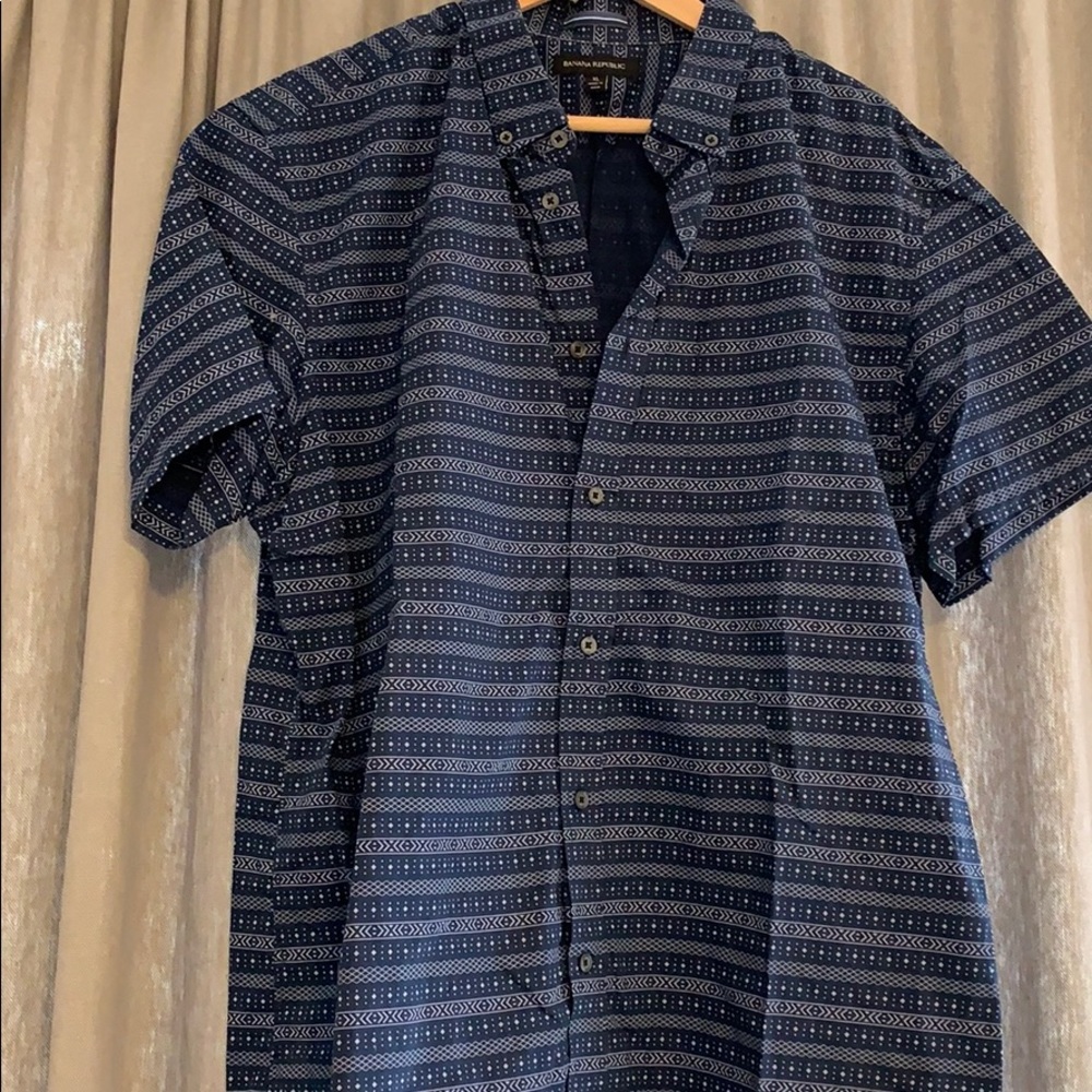 Men’s Short Sleeve Button Down